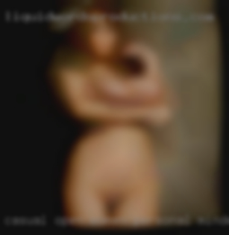 Casual, open women personal minded, fun, creative.